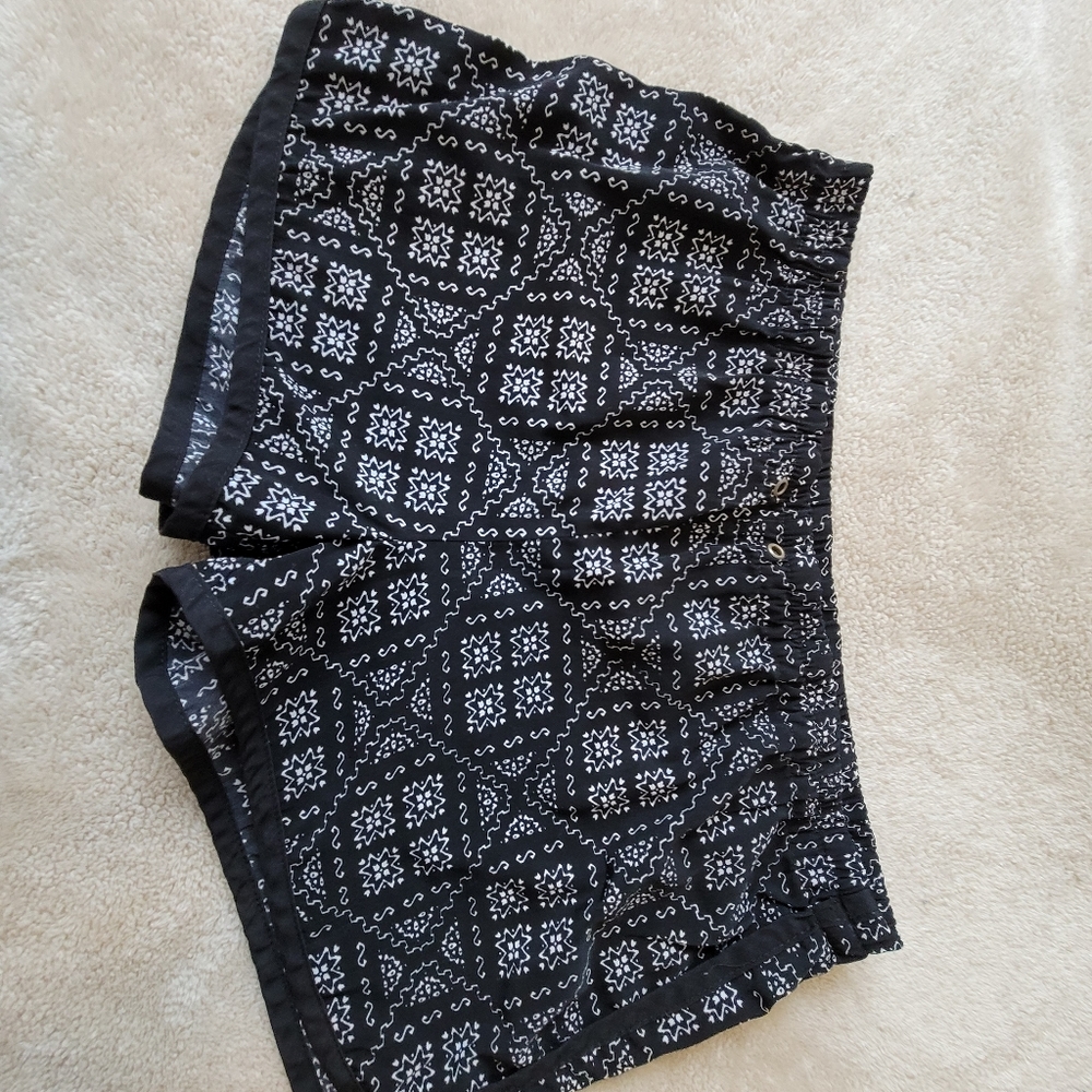 CottonOn shorts, small